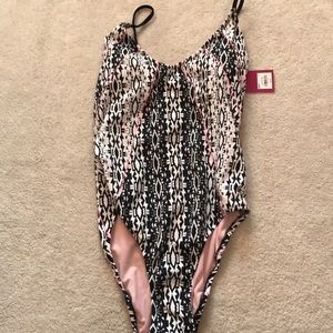 Kohl’s So One Piece Swimsuit